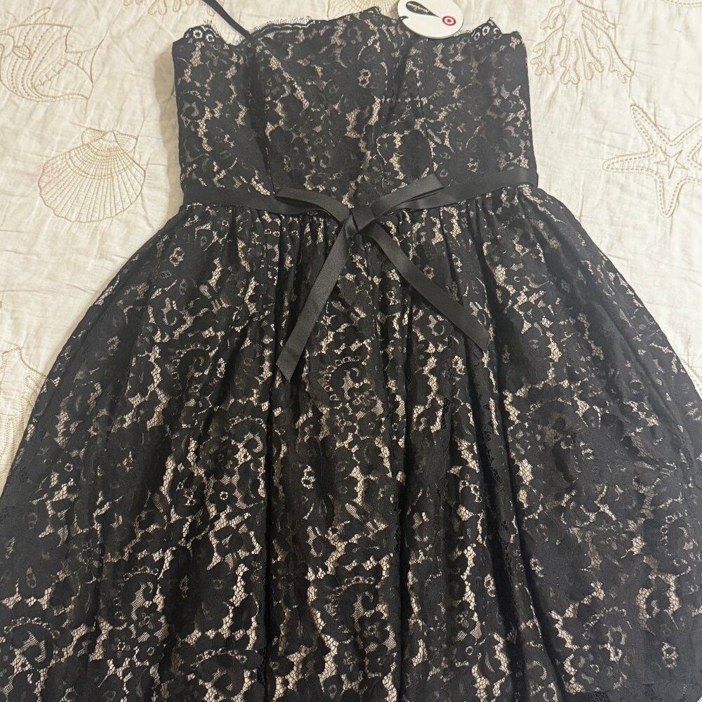 Neiman Marcus/Target Black lace, New/with tags, size 12 - Picture 2 of 13